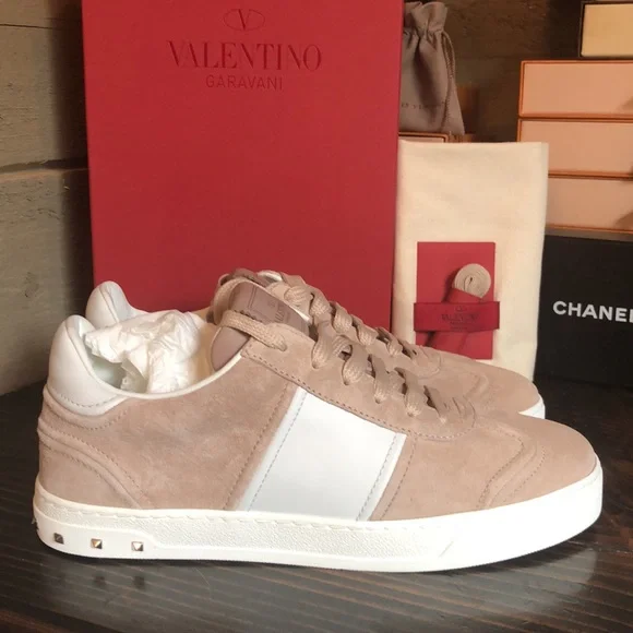 Valentino Rockstud lace up sneakers NWT - Picture 3 of 17